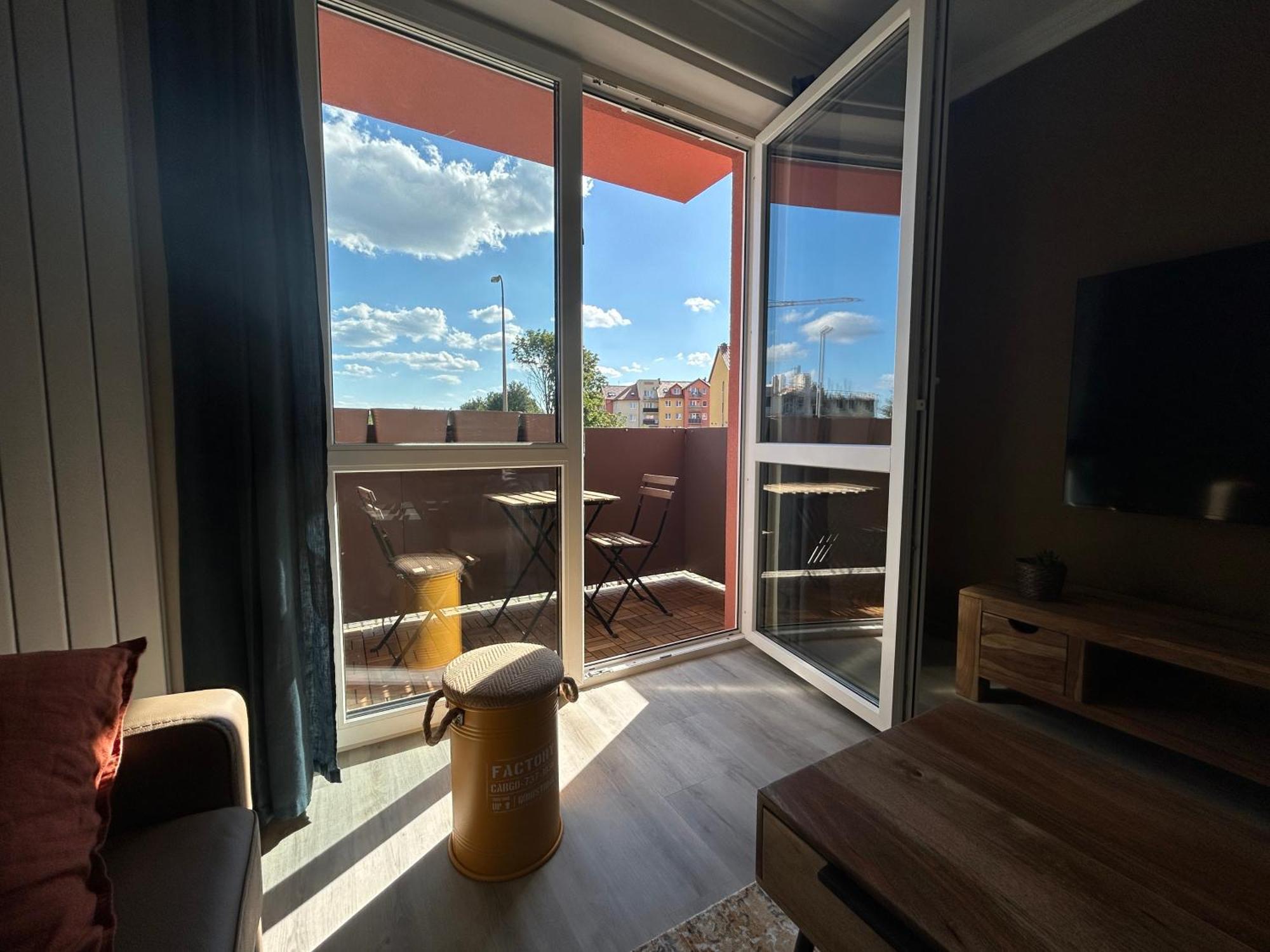 Przytulny Apartament Любин Экстерьер фото