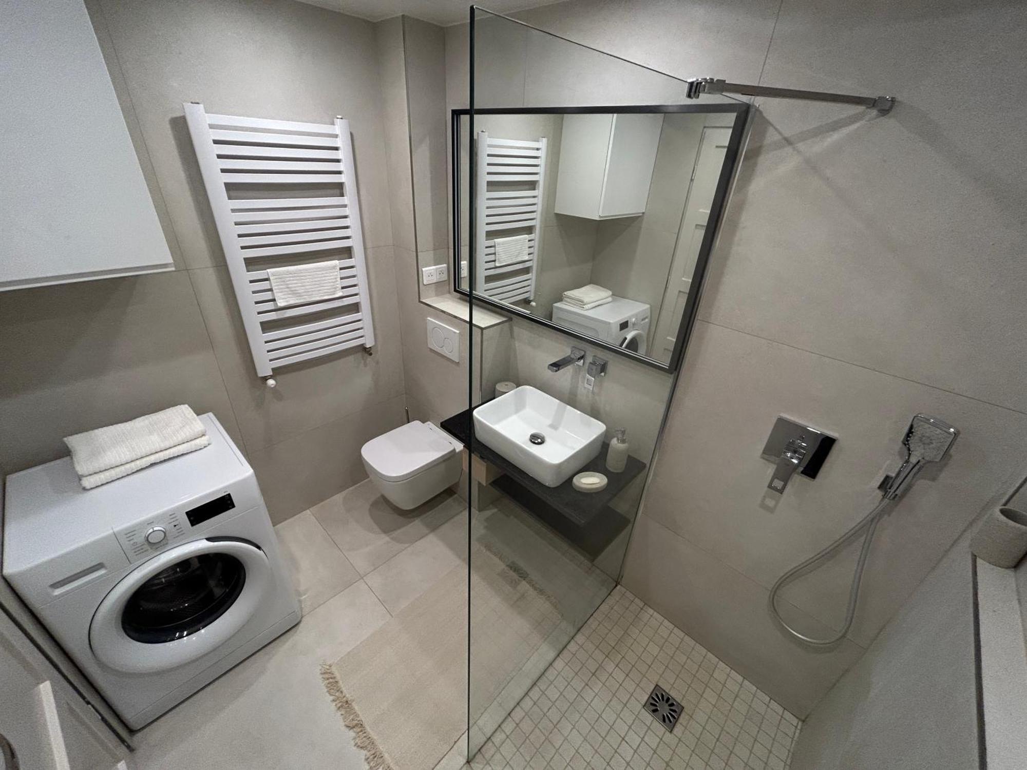 Przytulny Apartament Любин Экстерьер фото